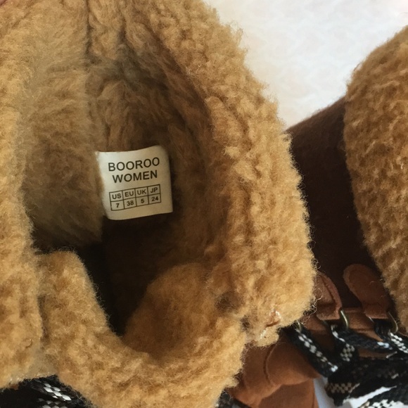 BooRoo fuzzy winter boots - Picture 5 of 5